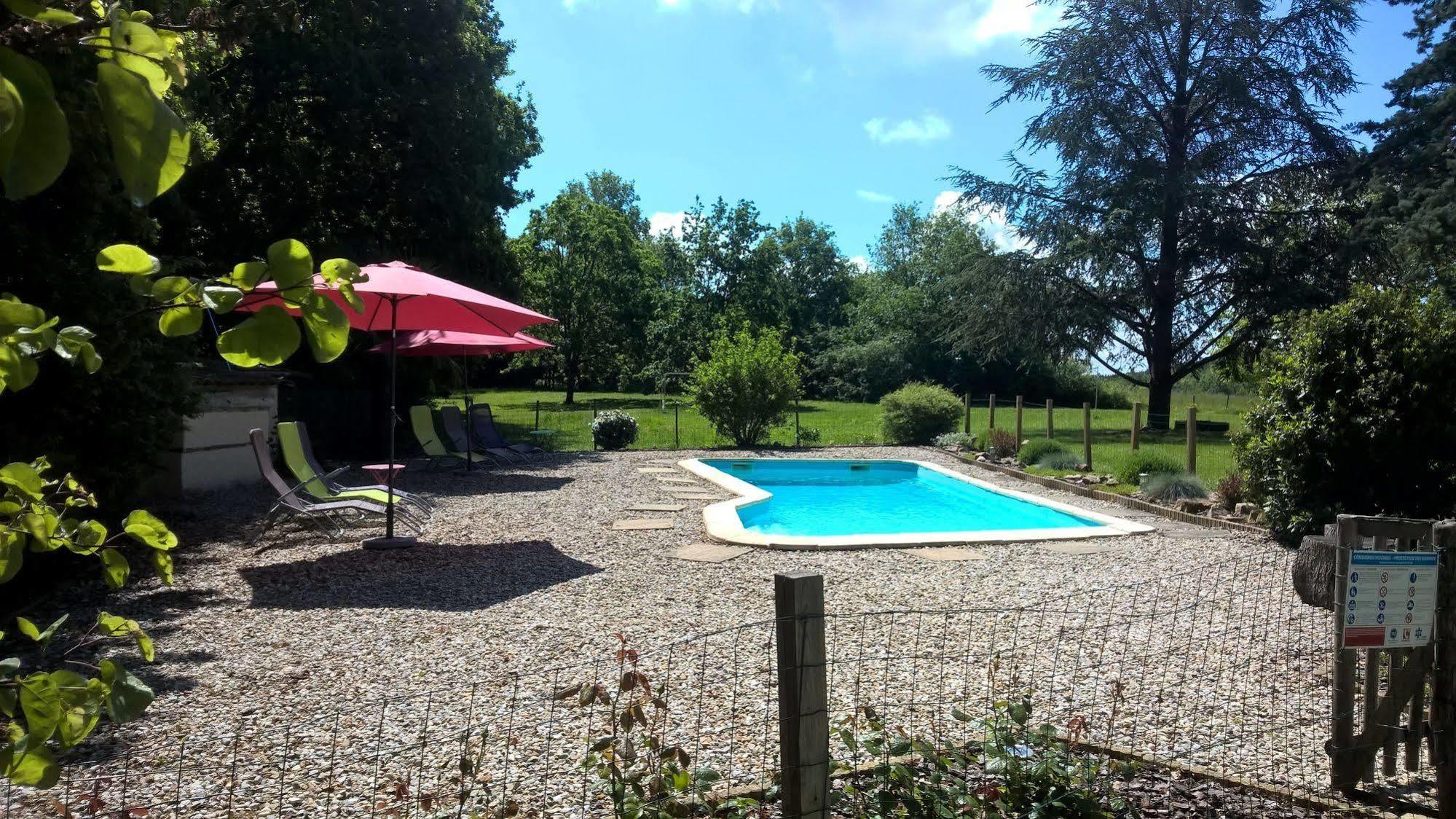 La Forestiere Monclar-de-Quercy Экстерьер фото